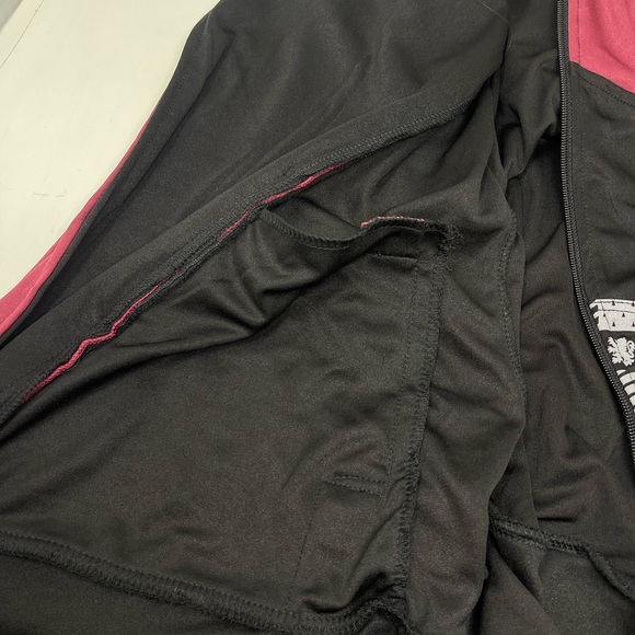 NWT! Harry Potterter Hogwarts Gryffindor Quidditch Sports Zip Up Hoodie Jacket - Picture 15 of 16